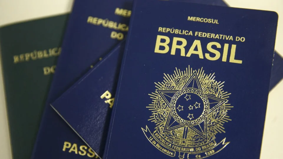 Novo passaporte brasileiro começa a ser emitido nesta terça (3); veja mudanças