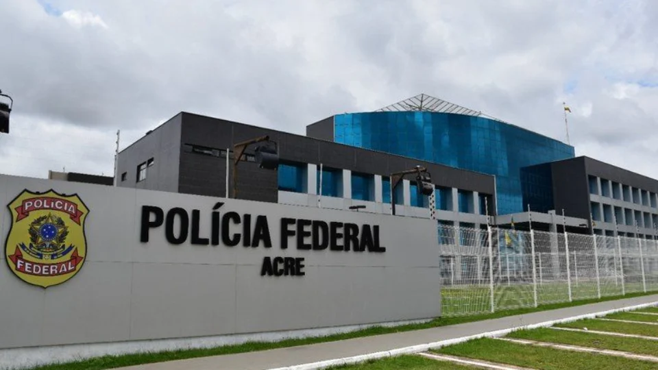 PF cumpre mandado de prisão contra ex-prefeito no Acre 