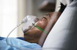 Pacientes em coma têm ‘consciência oculta’ mesmo sem responder, diz estudo