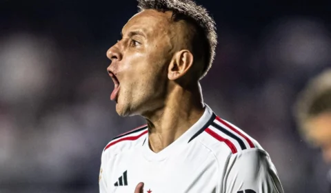 Rafinha confirma que renovará contrato com São Paulo até o fim de 2024