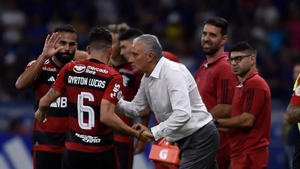 Vitória do Fla mantém bons números de Tite em estreias no Brasileirão