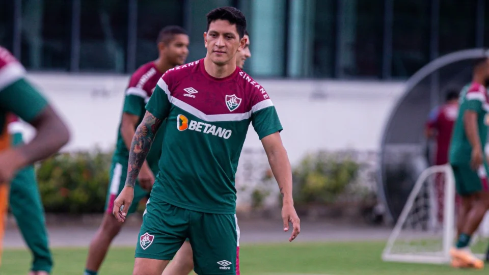 Com a cabeça na final da Libertadores, Fluminense recebe o Corinthians