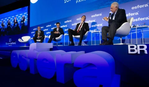 Pacheco e Gilmar Mendes debatem sobre o respeito aos Três Poderes da República