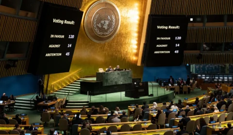 Conflito Israel: ONU aprova resolução para trégua humanitária