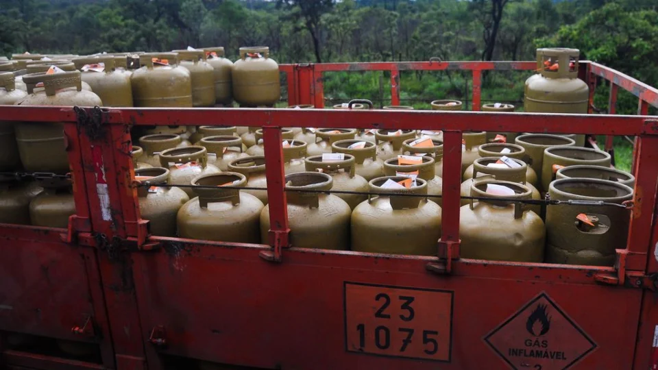 ‘Não há risco de desabastecimento de gás de cozinha em Manaus’, diz Ream