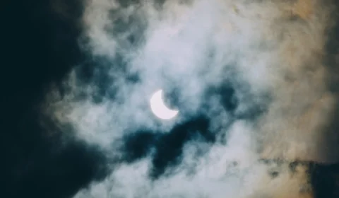 Portal Norte transmite ao vivo eclipse solar anular; confira horários neste sábado (14)