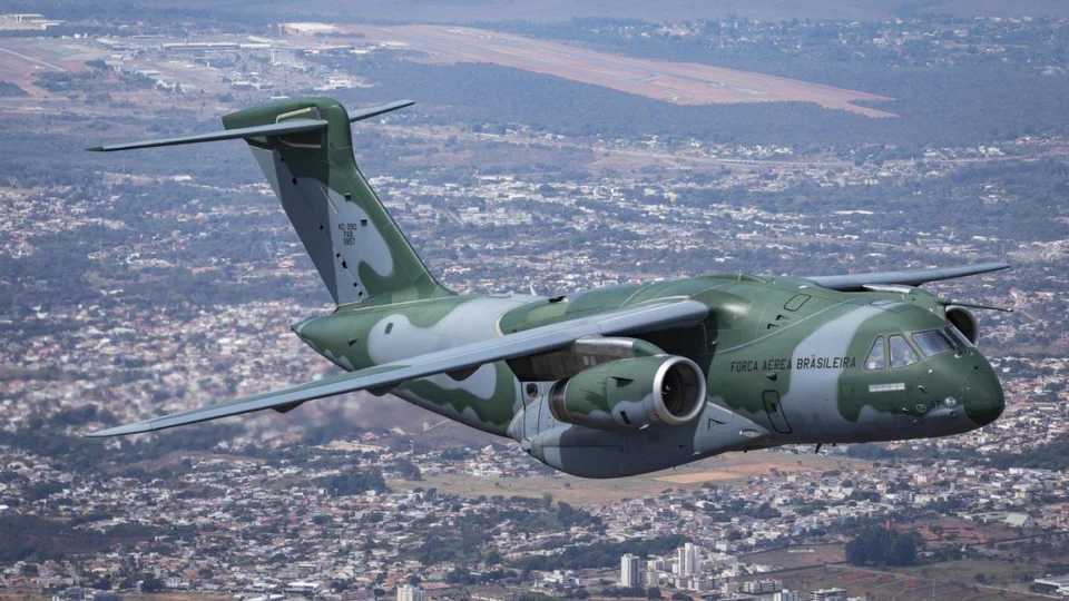 Aviões da FAB iniciam missão de repatriar brasileiros que estão em Israel