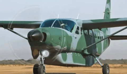 Avião da FAB faz pouso de emergência em área de mata em Roraima