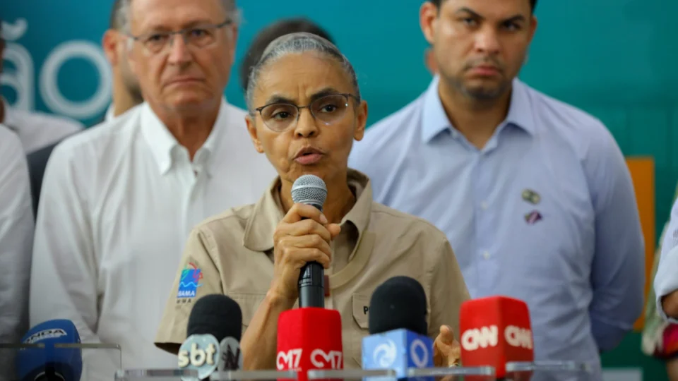 BR-319: ‘Ibama não facilita nem dificulta’, diz Marina Silva ao defender mais estudos antes de licença