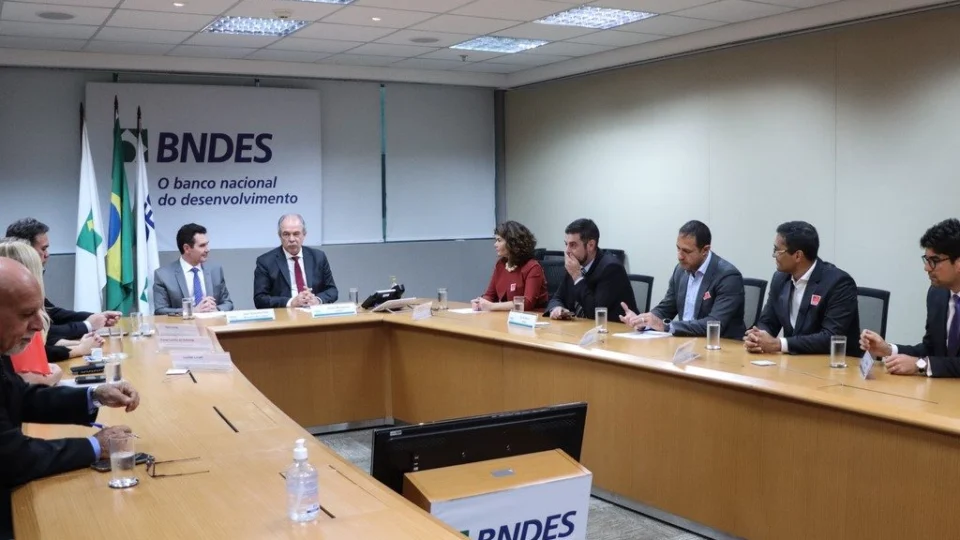 BNDES e Ministério das Cidades vão investir em mobilidade urbana