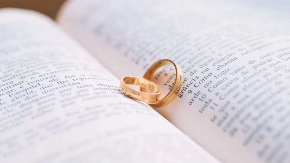 ‘Quero Casar’: imersão de R$ 2.899 promete ajudar mulheres a acharem marido