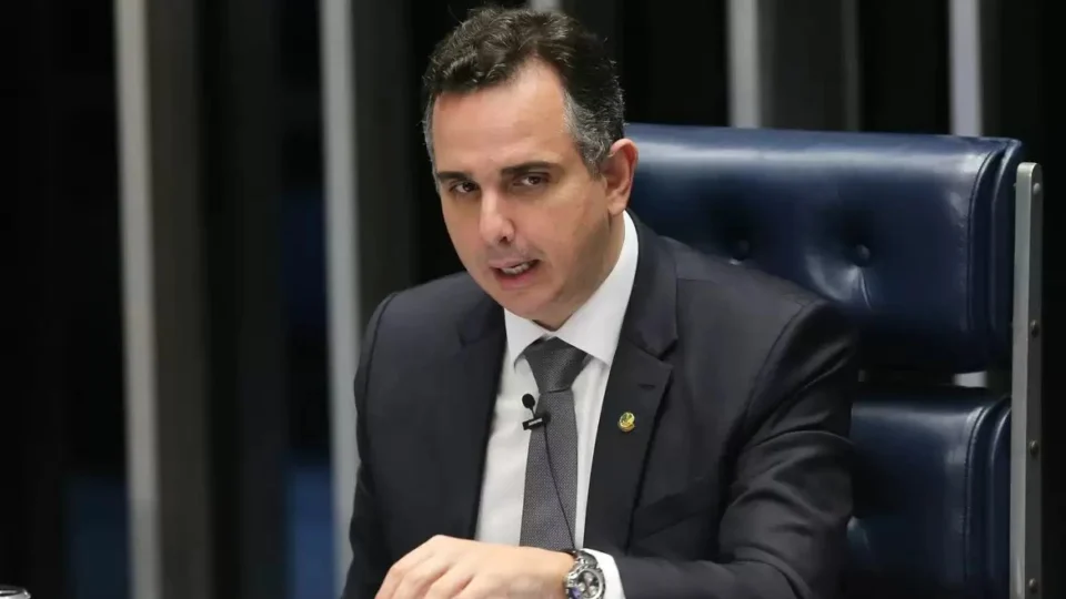 Pacheco suspende nomes indicados por Lula ao cargo de ministros do STJ