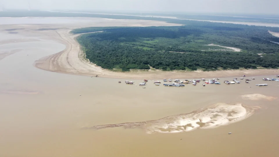 Seca no AM: 60 municípios permanecem em situação de emergência 