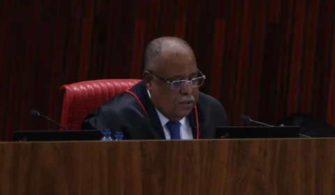 TSE aprova regras para candidatos utilizarem residências oficiais em lives eleitorais