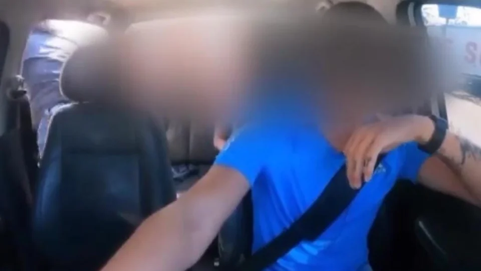 VÍDEO: motorista de aplicativo expulsa passageira em Manaus; entenda