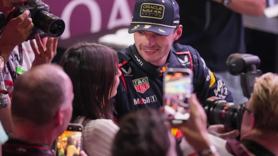Max Verstappen é tricampeão mundial de Fórmula 1, no Catar