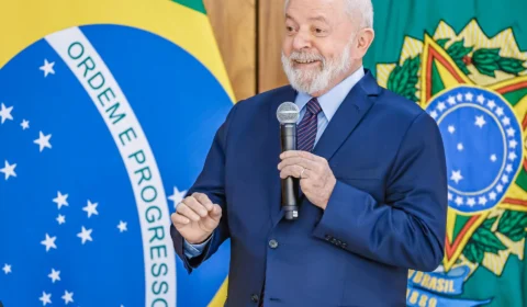 Presidente Lula convoca reunião ministerial para debater infraestrutura