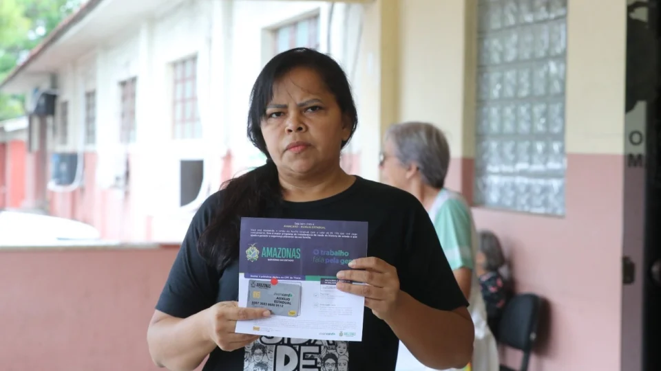 Parcela de novembro do Auxílio Estadual no AM é paga nesta quarta, 8