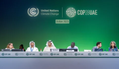 COP28: nações anunciam fundo de R$ 2 bi contra desastres climáticos