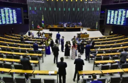 SUS: Câmara aprova fisioterapia para pacientes com câncer de mama