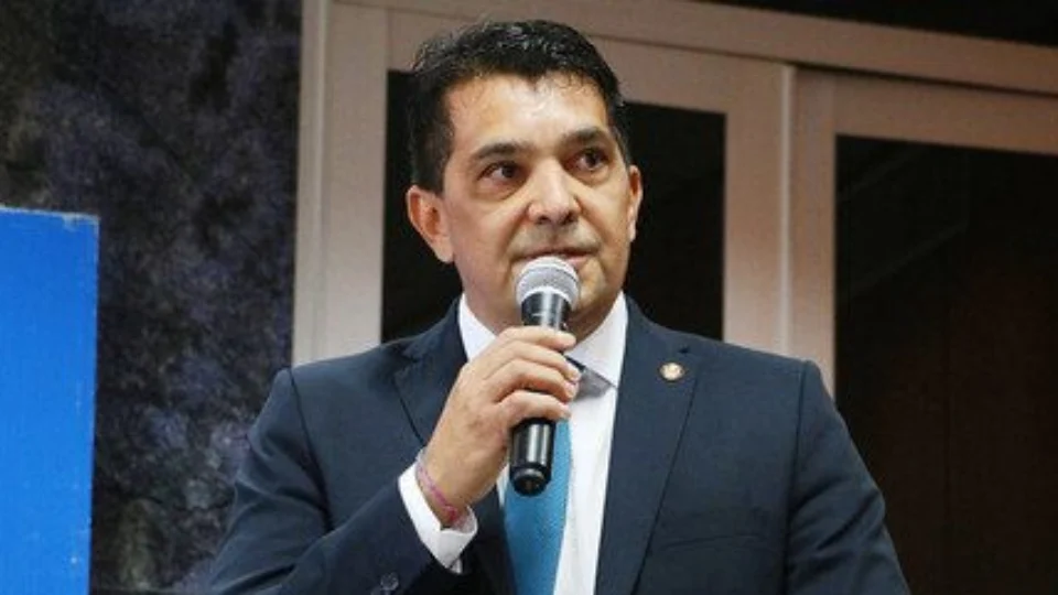 Ex-diretor da PCDF tem prisão mantida por monitoramento ilegal de ex-amante