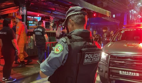 VÍDEO: 10 estabelecimentos são autuados por diversas infrações em Manaus