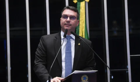 Justiça nega recurso para quebrar sigilos bancário e fiscal de Flávio Bolsonaro