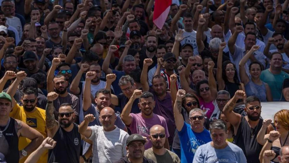 General Motors suspende demissões após decisão judicial