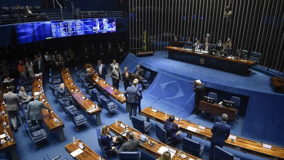 Senado aprova PL que institui Lei Orgânica Nacional da PM e dos Bombeiros