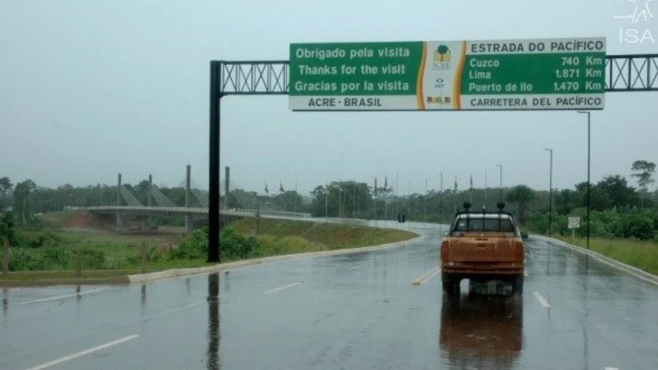 Acreano morre atropelado por carreta em acidente na BR-364, em Rondônia