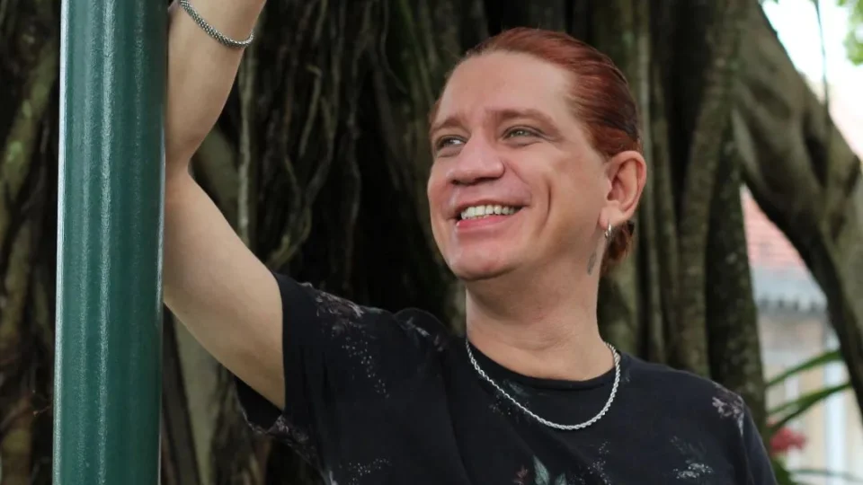 Luso Neto completa 22 anos de carreira na Casa de Praia, em Manaus