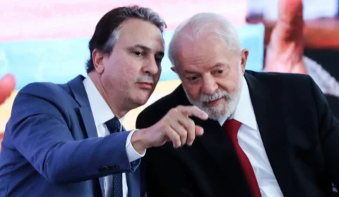 Governo cria poupança de incentivo à permanência de estudantes no ensino médio