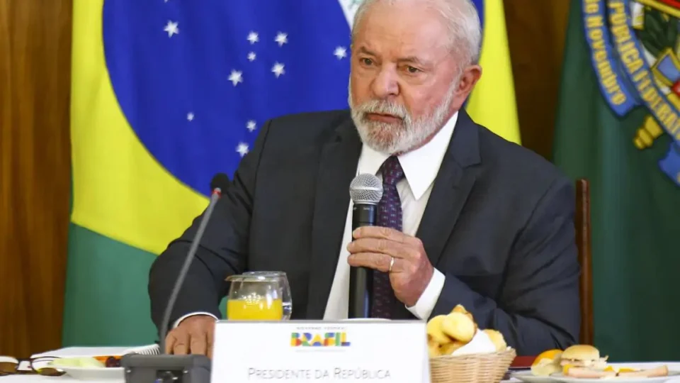 Lula será ‘bem-vindo’ se quiser ir à posse do presidente eleito Javier Milei