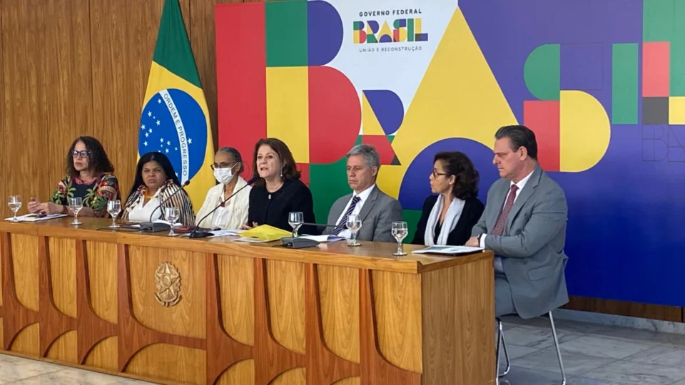 Inpe apresenta dados sobre desmatamento na Amazônia Legal, uma queda de 22,3%