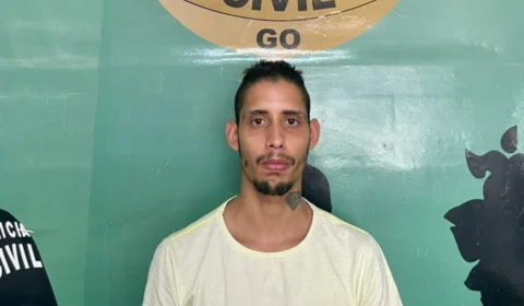 Neto é preso por obrigar avó a trabalhar como faxineira em GO