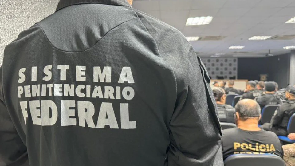 Organização criminosa é alvo da PF ao planejar ataques à prisão em Fortaleza