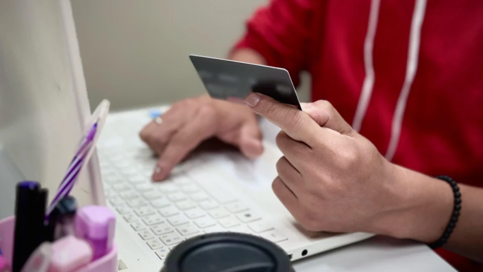 Cyber Monday: Dicas para fazer compras online com segurança na semana após a Black Friday