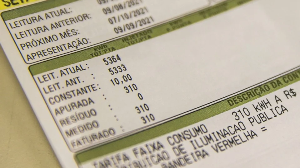 PL quer proibir conta de água e luz baseada em média de consumo anterior no AM