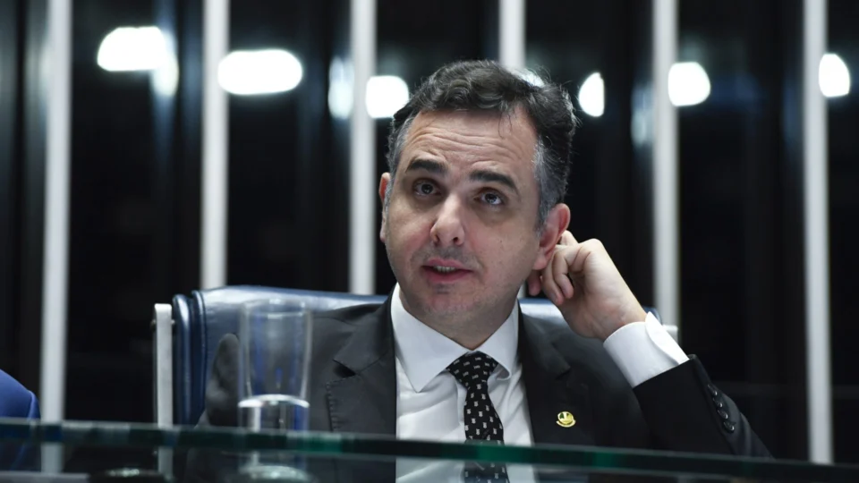 Parlamentares não concordam com vetos e cancelam sessão no Congresso Nacional