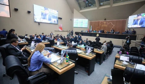 Parlamentares do Amazonas repudiam fala de Marina sobre a BR-319