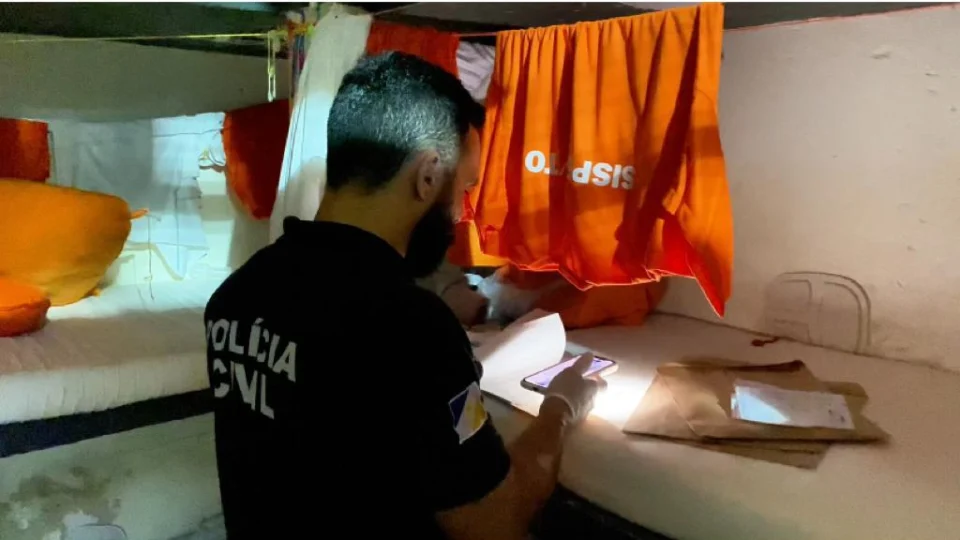 Polícia Civil cumpre mandados de busca em unidade prisional de Palmas