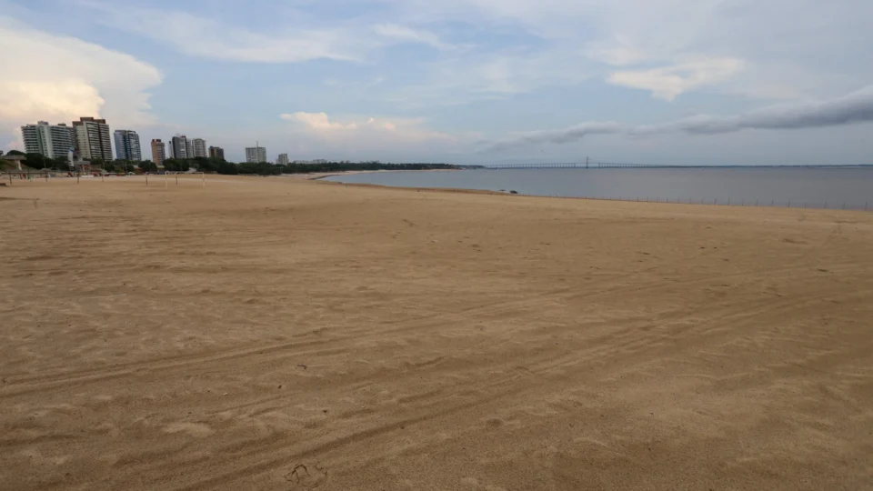 Seca no AM: em sete dias, Rio Negro sobe 44 cm em Manaus