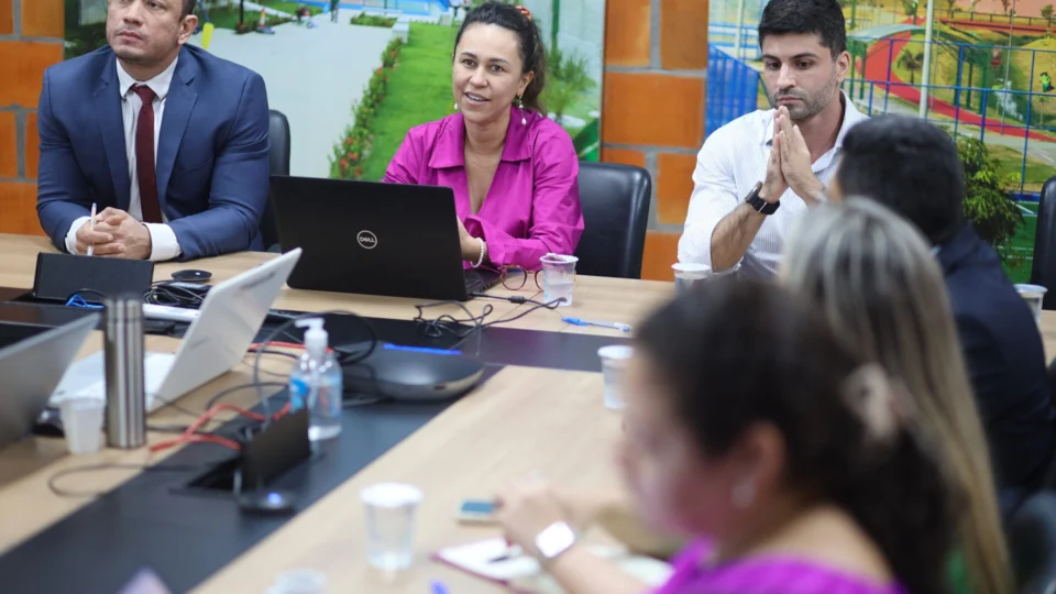 Amazonas alinha questões do contrato para Subsídio Entrada do Meu Lar