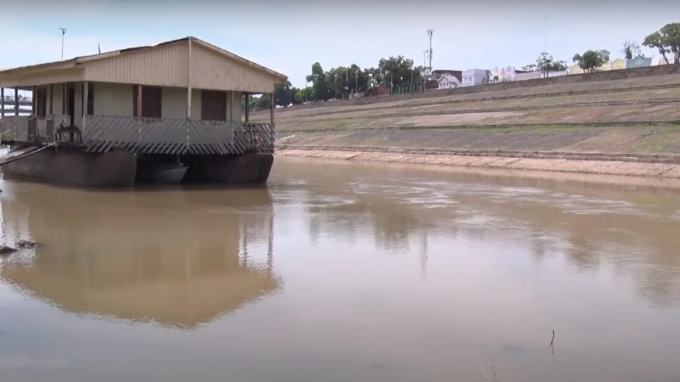 Rio Acre chega a 3 metros na capital após meses de seca severa