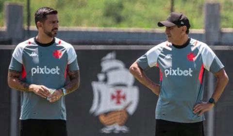 Ramón Díaz foca nas bolas paradas para enfrentar o América-MG