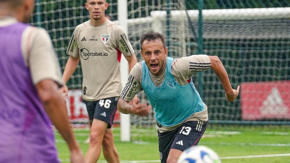 São Paulo inicia preparação para reencontrar Rogério Ceni