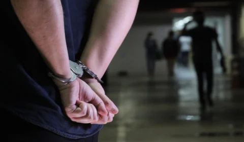 Foragido é preso ao solicitar documento para emitir CIN em Manaus; entenda