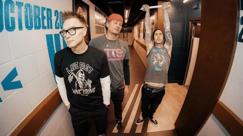 Após brincadeira em rede social, Blink-182 pode cancelar show no Brasil