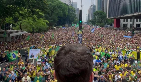 Bolsonaristas protestam na Paulista em homenagem a réu do 8 de janeiro morto na Papuda
