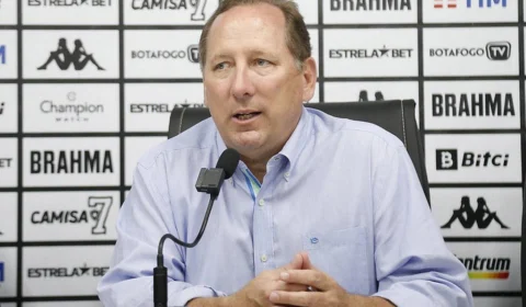 John Textor, dono da SAF do Botafogo é processado pelo presidente da CBF